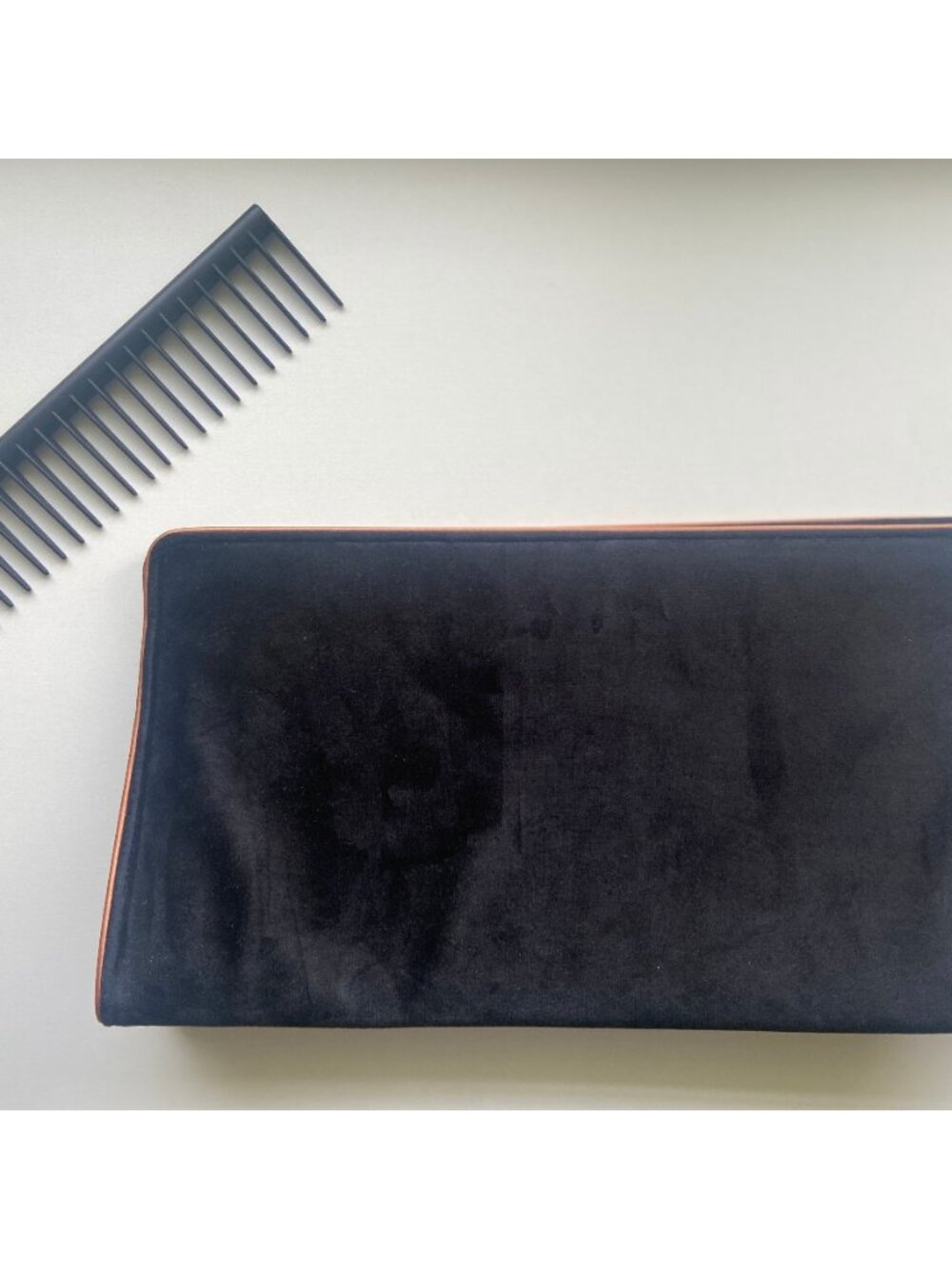 NEW Dyson Airwrap Black Travel Bag with Copper Trim and Free Comb